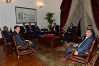 ANKARA SİTELER MOBİLYACILAR ORGANİZE SANAYİ BÖLGESİ DERNEĞİ BAŞKANI, VALİ TOPACA’YI ZİYARET ETTİ