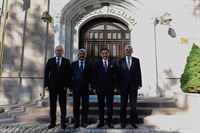KOCAELİ ÜNİVERSİTESİ REKTÖR’Ü HÜLAGÜ VE SAĞLIK BİLİMLERİ ÜNİVERSİTESİ REKTÖRÜ ERDÖL’DEN VALİ TOPACA’YA ZİYARET