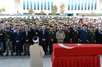 ŞEHİT YÜZBAŞI KOCAMAN, AHMET HAMDİ AKSEKİ CAMİİNDEN SON YOLCULUĞUNA UĞURLANDI