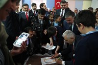 Başbakan Yıldırım, Cebeci Ortaokulunda Karne Dağıtım Töreninde