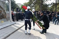 Şehitleri Anma Günü’nde Vali Topaca, Cebeci Askeri Şehitliği’ni Ziyaret Etti