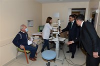 Vali Topaca, Ulucanlar Göz Eğitim ve Araştırma Hastanesini Ziyaret Etti
