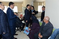 Vali Topaca, Ulucanlar Göz Eğitim ve Araştırma Hastanesini Ziyaret Etti