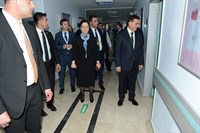 Vali Topaca, Ulucanlar Göz Eğitim ve Araştırma Hastanesini Ziyaret Etti