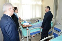 Vali Topaca, Ulucanlar Göz Eğitim ve Araştırma Hastanesini Ziyaret Etti