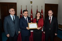 Vergi Rekortmeni Ankaralı İş Adamları, Teşekkür Belgelerini Vali Topaca’dan Aldı