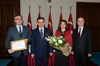 Vergi Rekortmeni Ankaralı İş Adamları, Teşekkür Belgelerini Vali Topaca’dan Aldı