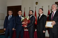 Vergi Rekortmeni Ankaralı İş Adamları, Teşekkür Belgelerini Vali Topaca’dan Aldı