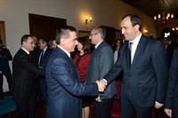 Vergi Rekortmeni Ankaralı İş Adamları, Teşekkür Belgelerini Vali Topaca’dan AldıVergi Rekortmeni Ankaralı İş Adamları, Teşekkür Belgelerini Vali Topaca’dan Aldı
