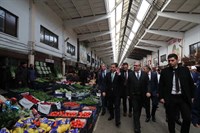 Vali Topaca, Ankara Toptancı Hali’ni Ziyaret Etti