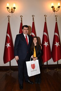 Vali Şahin, 23 Nisan Ulusal Egemenlik ve Çocuk Bayramı’nda Çocukları Makamında Kabul Etti